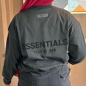 FEAR OF GOD ESSENTIALS BLACK Crewneck